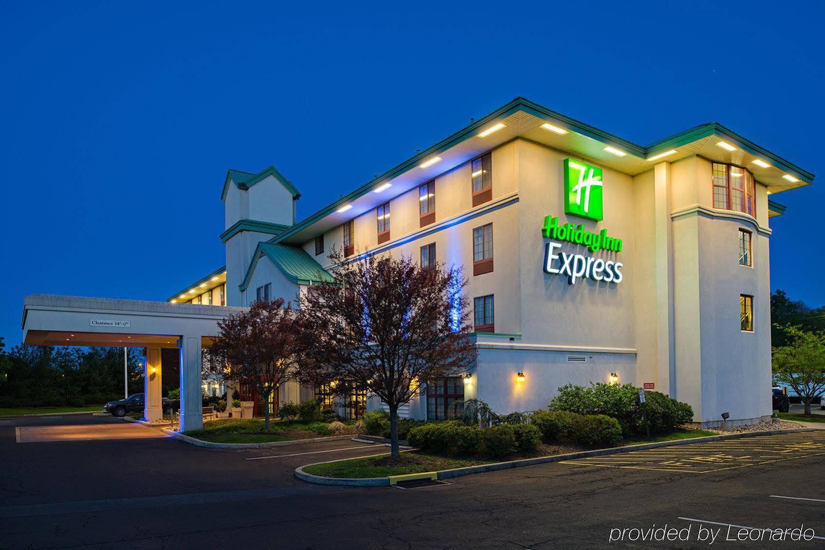 Holiday Inn Express Philadelphia Ne - Langhorne, An Ihg Hotel Esterno foto